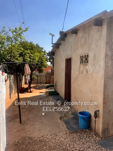 Emganwini house for sale 
