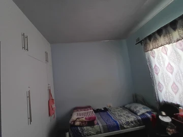 6 Bedroom House