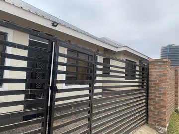 12 Bedroom House