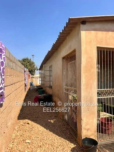 Emganwini house for sale 